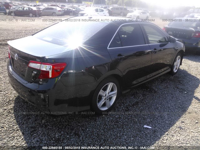 4T1BF1FK2EU385501 - 2014 TOYOTA CAMRY L/SE/LE/XLE 黑色 照片 4