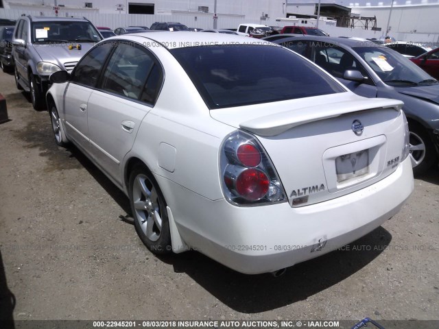 1N4BL11D36C265130 - 2006 NISSAN ALTIMA SE/SL/SE-R WHITE photo 3