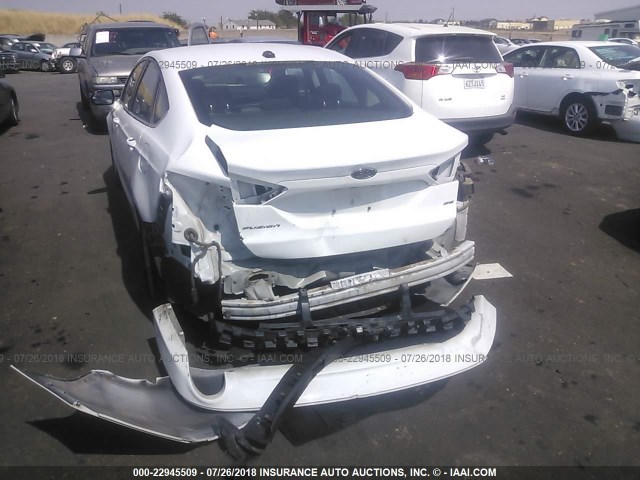 3FA6P0H71GR147662 - 2016 FORD FUSION SE WHITE photo 6