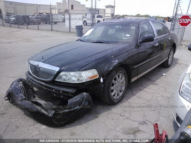 2LNHM82V99X614246 - 2009 LINCOLN TOWN CAR SIGNATURE LIMITED BLACK photo 2