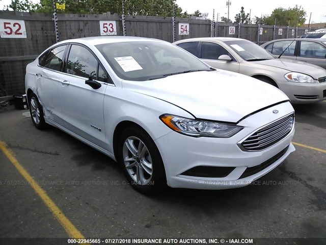 3FA6P0LU3JR140801 - 2018 FORD FUSION SE HYBRID WHITE photo 1