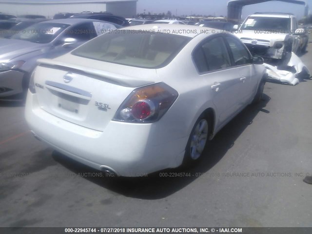 1N4BL21E47N442871 - 2007 NISSAN ALTIMA 3.5SE/3.5SL WHITE photo 4