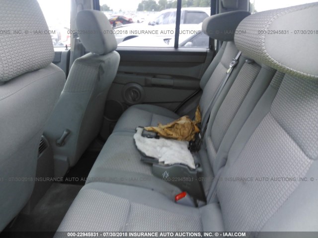 1J8HG48K37C545851 - 2007 JEEP COMMANDER SILVER photo 8