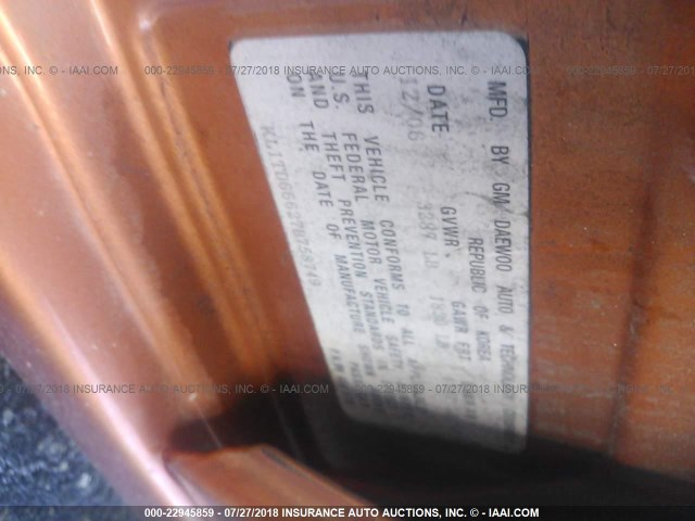 KL1TD66627B758749 - 2007 CHEVROLET AVEO LS ORANGE photo 9