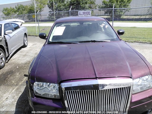2C3KA43R98H189587 - 2008 CHRYSLER 300 LX PURPLE photo 6