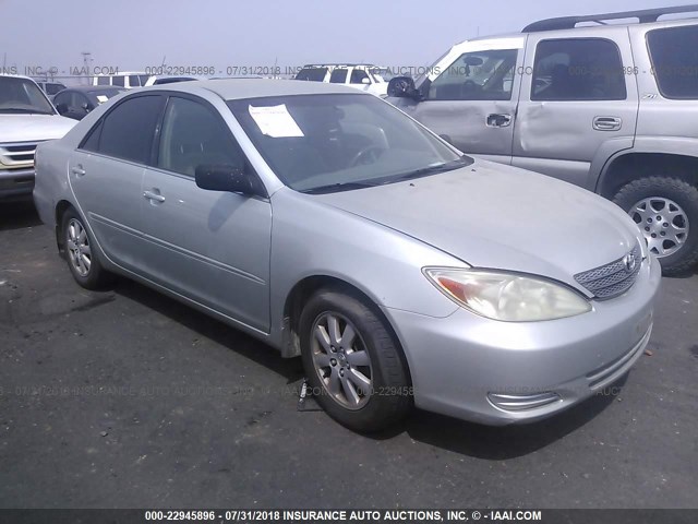 JTDBE30K620126668 - 2002 TOYOTA CAMRY LE/XLE/SE Gümüş foto 1