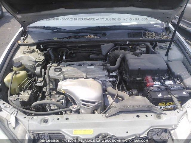 JTDBE30K620126668 - 2002 TOYOTA CAMRY LE/XLE/SE Gümüş foto 10