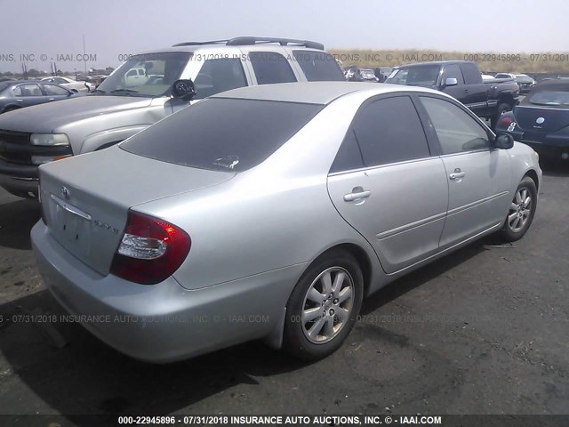 JTDBE30K620126668 - 2002 TOYOTA CAMRY LE/XLE/SE Gümüş foto 4