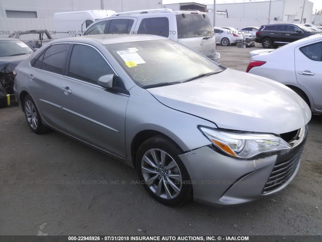 4T1BF1FK2FU944725 - 2015 TOYOTA CAMRY LE/XLE/SE/XSE SILVER photo 3