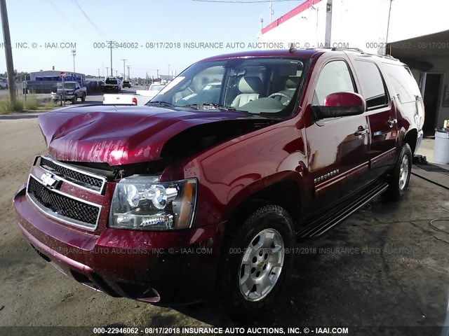 1GNUKJE32AR128605 - 2010 CHEVROLET SUBURBAN K1500 LT MAROON photo 2