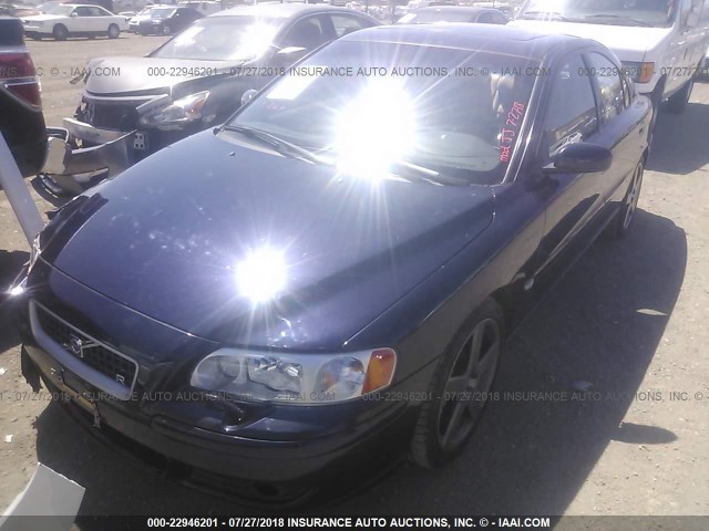 YV1RH527352477390 - 2005 VOLVO S60 R 蓝色 照片 2