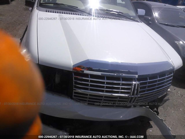 5LMFU28518LJ16000 - 2008 LINCOLN NAVIGATOR WHITE photo 6