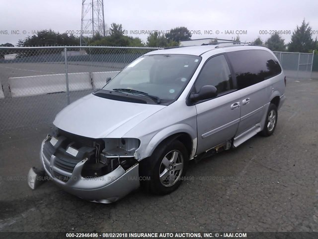 2D4GP44L95R238774 - 2005 DODGE GRAND CARAVAN SXT SILVER photo 2