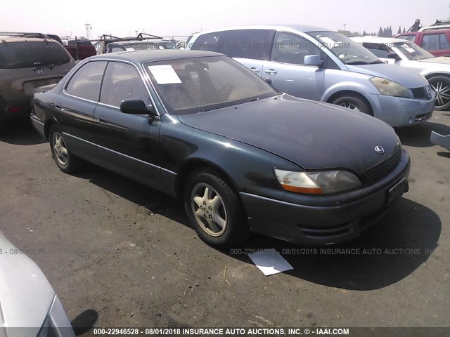 JT8GK13T5S0088338 - 1995 LEXUS ES 300 GREEN photo 1