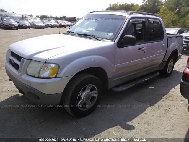 1FMZU67E01UC14752 - 2001 FORD EXPLORER SPORT TR  SILVER photo 2