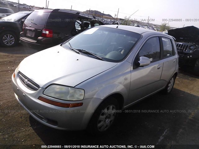 KL1TG62655B317076 - 2005 CHEVROLET AVEO LT GRAY photo 2