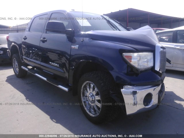 5TFDW5F10CX259497 - 2012 TOYOTA TUNDRA CREWMAX SR5 BLUE photo 1