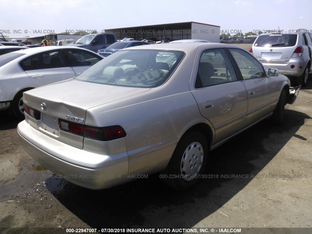 JT2BG22K7W0202995 - 1998 TOYOTA CAMRY CE/LE/XLE 金色 照片 4