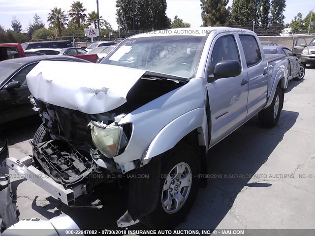 3TMLU42N09M031602 - 2009 TOYOTA TACOMA DOUBLE CAB ვერცხლისფერი ფოტო 2