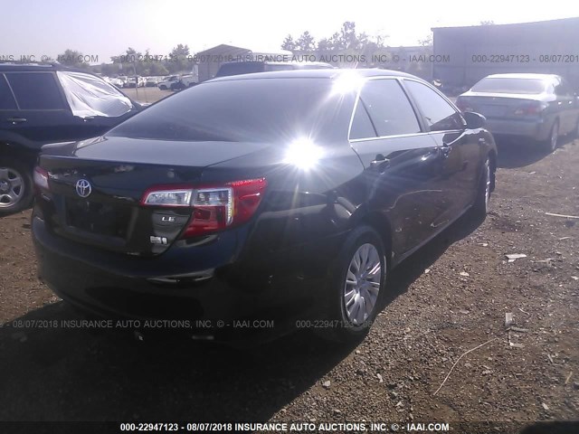 4T1BD1FK3CU005990 - 2012 TOYOTA CAMRY HYBRID/LE/XLE 黑色 照片 4