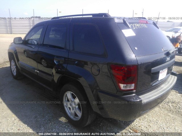 1J4GS48K05C633720 - 2005 JEEP GRAND CHEROKEE LAREDO/COLUMBIA/FREEDOM 黑色 照片 3