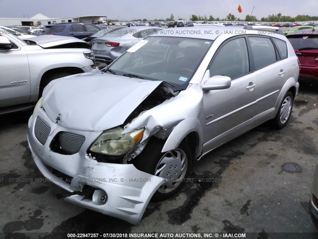 5Y2SL63825Z432211 - 2005 PONTIAC VIBE SILVER photo 2