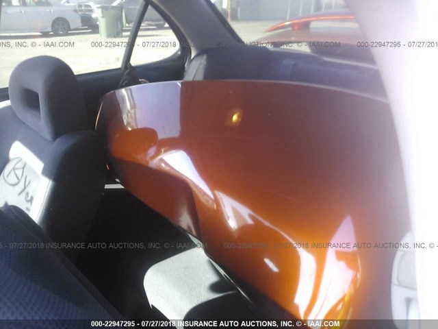 3N1AB51A06L490943 - 2006 NISSAN SENTRA SE-R SPEC V ORANGE photo 8