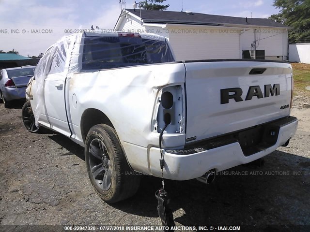 1C6RR7MT9JS161907 - 2018 RAM 1500 SPORT WHITE photo 3