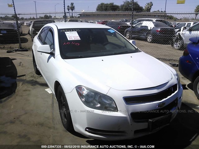 1G1ZH57B39F163670 - 2009 CHEVROLET MALIBU 1LT WHITE photo 1