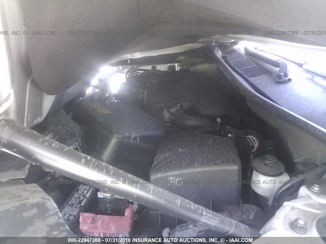 4T1BF1FK1FU891998 - 2015 TOYOTA CAMRY LE/XLE/SE/XSE WHITE photo 10