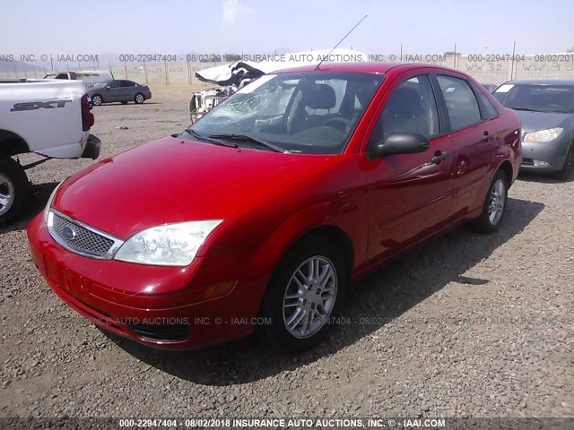 1FAFP34N77W131470 - 2007 FORD FOCUS ZX4/S/SE/SES RED photo 2