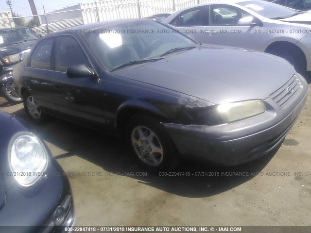 4T1BG22K5VU075965 - 1997 TOYOTA CAMRY CE/LE/XLE 灰色 照片 1