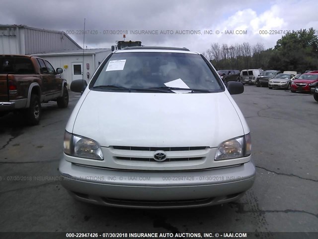 4T3ZF13C6XU150198 - 1999 TOYOTA SIENNA LE/XLE WHITE photo 6