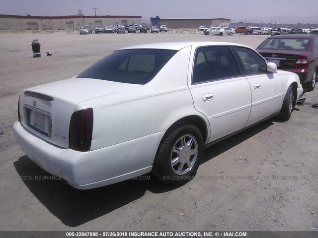 1G6KD54Y4YU225085 - 2000 CADILLAC DEVILLE WHITE photo 4