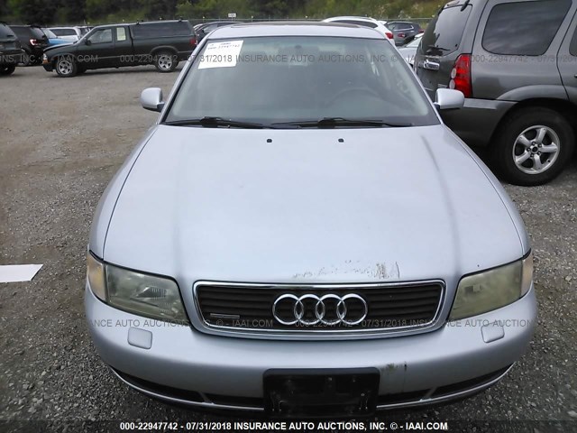 WAUED68D4WA001933 - 1998 AUDI A4 2.8 QUATTRO SILVER photo 6