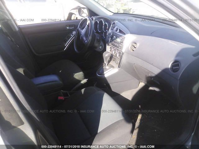 2T1KR30E98C692160 - 2008 TOYOTA COROLLA MATRIX XR GRAY photo 5