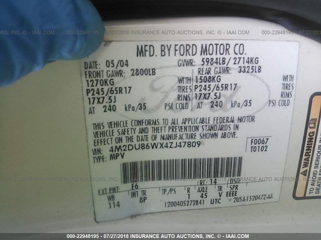 4M2DU86WX4ZJ47809 - 2004 MERCURY MOUNTAINEER  WHITE photo 9