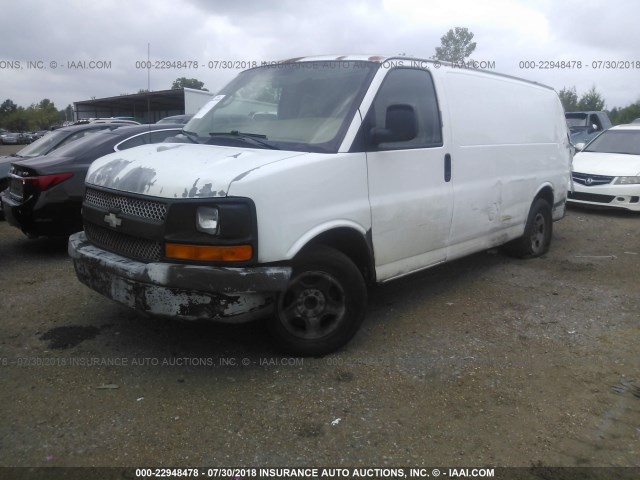 1GCFG15X661183103 - 2006 CHEVROLET EXPRESS G1500  WHITE photo 2