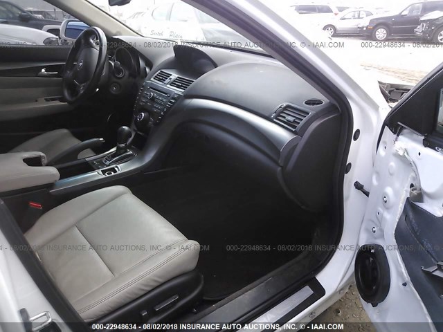 19UUA9F20CA001726 - 2012 ACURA TL WHITE photo 5