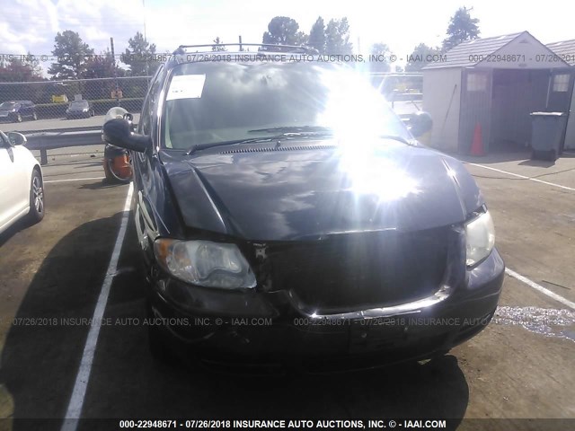 1A4GP45RX6B690467 - 2006 CHRYSLER TOWN & COUNTRY  BLACK photo 6