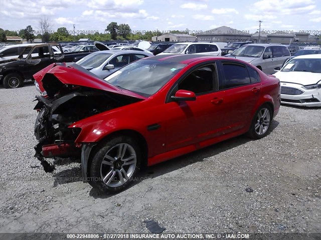 6G2ER57778L139832 - 2008 PONTIAC G8 RED photo 2