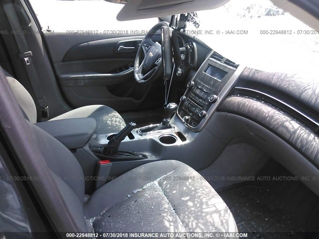 1G11B5SL0FF105350 - 2015 CHEVROLET MALIBU LS 灰色 照片 5