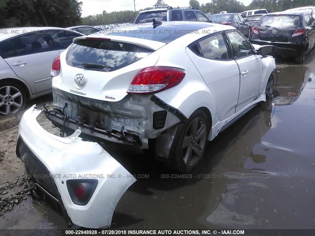 KMHTC6AE1FU238390 - 2015 HYUNDAI VELOSTER TURBO WHITE photo 4