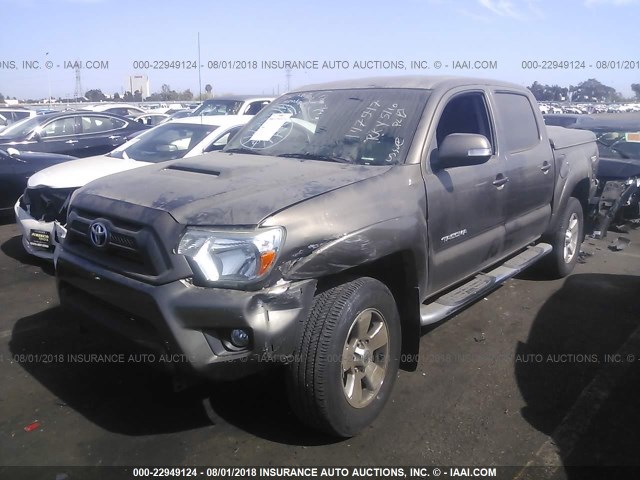 3TMJU4GN5DM147547 - 2013 TOYOTA TACOMA DOUBLE CAB PRERUNNER GRAY photo 2