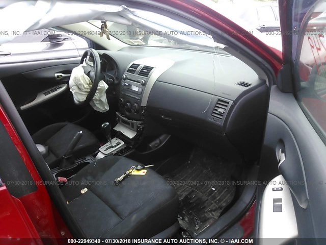 2T1BU4EE2AC277538 - 2010 TOYOTA COROLLA S/LE/XLE RED photo 5
