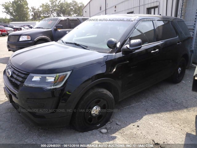 1FM5K8AR8HGB65398 - 2017 FORD EXPLORER POLICE INTERCEPTOR BLACK photo 2
