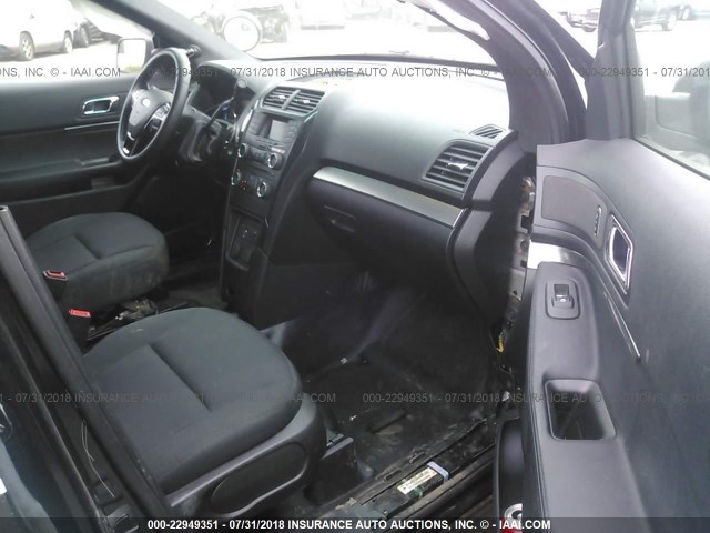 1FM5K8AR8HGB65398 - 2017 FORD EXPLORER POLICE INTERCEPTOR BLACK photo 5