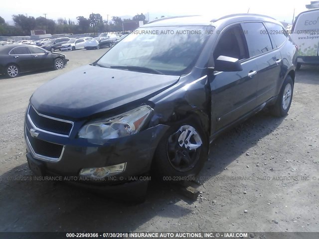 1GNER13D29S169218 - 2009 CHEVROLET TRAVERSE LS GRAY photo 2