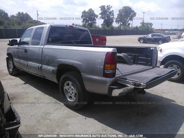 2GCEC19W4Y1336907 - 2000 CHEVROLET SILVERADO C1500 SILVER photo 3