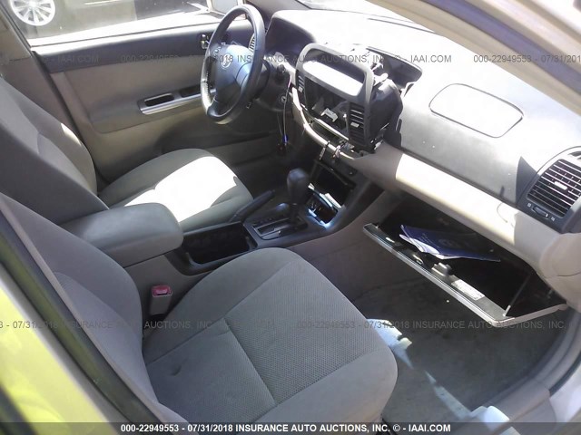 4T1BE32K45U062653 - 2005 TOYOTA CAMRY LE/XLE/SE 金色 照片 5